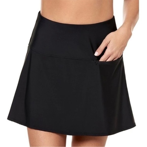 $124 Miraclesuit Fit & Flair Tummy Control Swim Skirt Sz 14 Black Zip Pocket - Picture 3 of 16